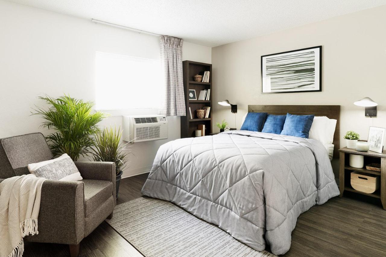 Intown Suites Extended Stay San Antonio Tx - Leon Valley North Экстерьер фото